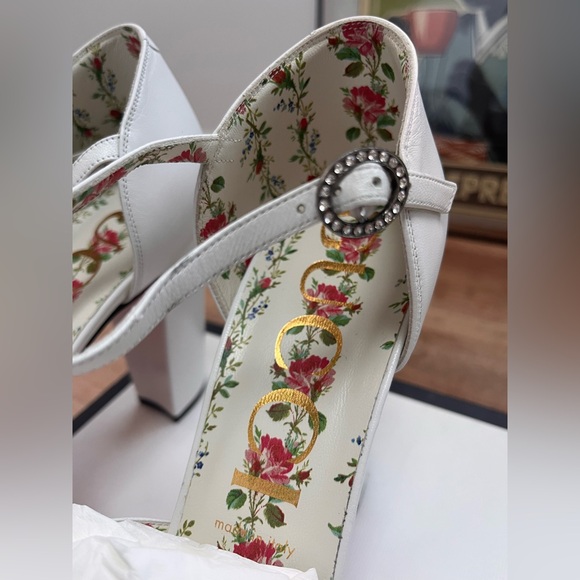 AUTH Gucci D’Orsay Platforms - Picture 3 of 10